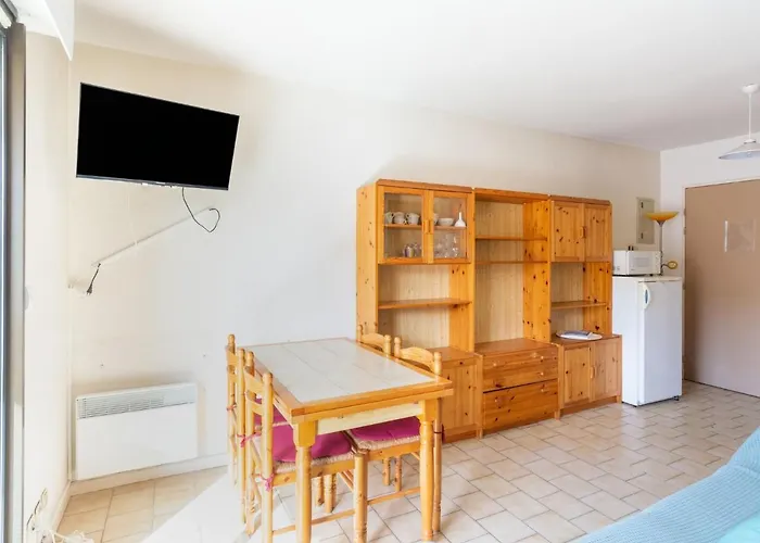 Saint James-11 By Interhome