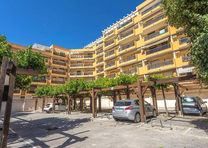 Saint James-11 By Interhome * Le Lavandou